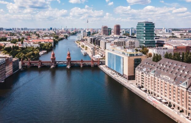 9. Almanya’da Yazılım Yüksek Lisansı: Mediadesign University of Applied Sciences ile Geleceği Kodlayın